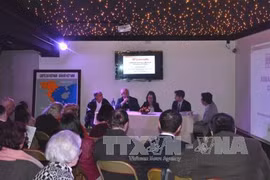 "Regards croisés sur la Mer Orientale" en France