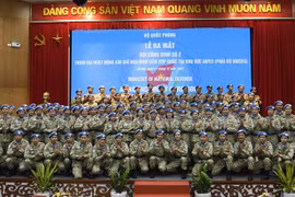 Le Vietnam lance sa deuxième équipe du génie pour le maintien de la paix 
