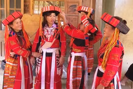 Les femmes Pà Then préservent le tissage traditionnel