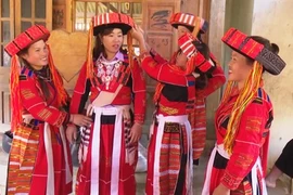 Les femmes Pà Then préservent le tissage traditionnel