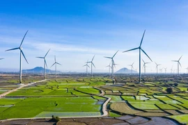 Réduire la part de l’électricité au charbon et de l’hydroélectricité pour l’énergie solaire