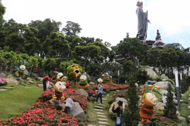 Tây Ninh : faire du secteur touristique l'un des trois piliers économiques importants 