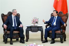 Le vice-PM Tran Hong Ha reçoit le gouverneur de l'oblast de Kalouga