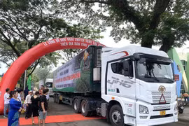 Dông Nai exporte son premier lot de durians vers la Chine