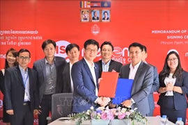 La filiale de Viettel au Cambodge scelle sa coopération stratégique avec le cambodgien ISI