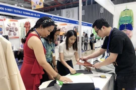 Ouverture de l’exposition internationale du textile-habillement à Ho Chi Minh-Ville