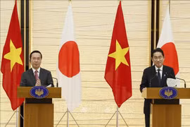 Le Vietnam et le Japon élèvent leurs relations au rang de partenariat stratégique intégral