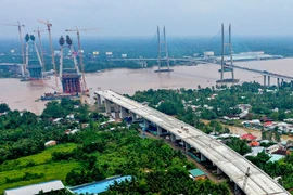 Accélération du développement des infrastructures de transport dans le delta du Mékong