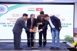 Développement de l'amitié entre les peuples vietnamien et indien