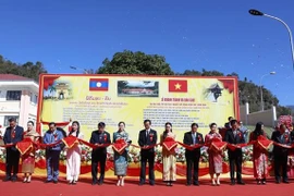 Un hôpital modernisé financé par le Vietnam inauguré au Laos