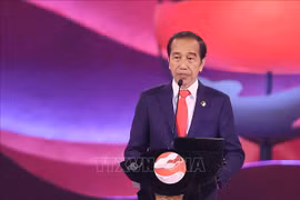 ASEAN 43 : le président indonésien souligne la solidarité de l'ASEAN face aux défis