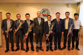 Des membres du Parti communiste du Vietnam en Russie mis à l’honneur