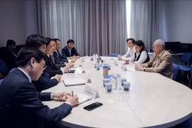 Vietnam-Russie : promotion de la coopération entre le PCV, le KPRF et le l’URP 