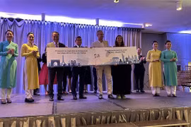 Vietnam Airlines célèbre les 20 ans de son premier vol direct vers la France