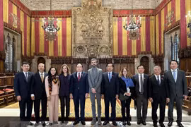 Le vice-président permanent de l'AN Tran Thanh Man en visite de travail à Barcelone