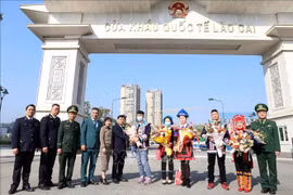 Lào Cai reprend les activités touristiques à travers sa frontière avec la Chine