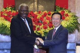 Le président Vo Van Thuong reçoit le président de l'Assemblée nationale du Pouvoir populaire de Cuba