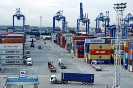 Le Vietnam affiche un excédent commercial de 24,44 milliards de dollars sur 11 mois
