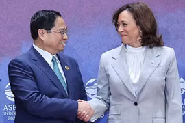 Le Premier ministre Pham Minh Chinh rencontre la vice-présidente américaine Kamala Harris