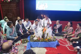 Rencontre des étudiants lao à Thai Nguyen à l’occasion de la fête Bunpimay