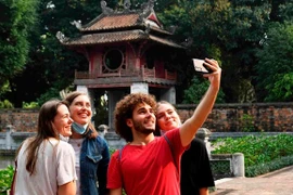 Médias allemands : la révision de la loi sur l'immigration au VN contribue à promouvoir le tourisme 