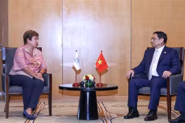 Le PM rencontre la directrice générale du FMI en Indonésie