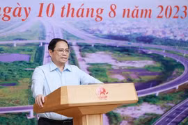 Le PM préside une réunion concernant les projets importants dans le secteur des transports