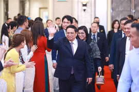 Le PM Pham Minh Chinh rencontre la diaspora vietnamienne à Singapour
