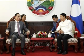 Renforcement de la coopération entre le Vietnam et le Laos