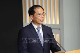 Le voyage d'affaires du PM Pham Minh Chinh concrétise la politique étrangère du 13e Congrès national du Parti