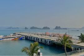 Quang Ninh lancera deux nouveaux circuits touristiques sur la baie de Bai Tu Long 