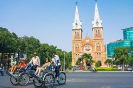 HCM-Ville, Da Nang et Thua Thiên - Huê attirent un bon nombre de touristes pendant les jours fériés