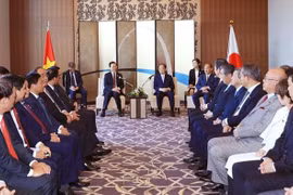 Le président Vo Van Thuong reçoit des responsables de l'Alliance d'amitié parlementaire Japon-Vietnam