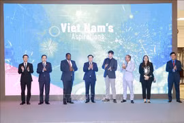 Ouverture d'une exposition sur les réalisations scientifiques dans la transformation numérique du Vietnam