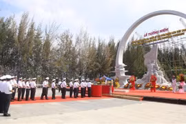 À Khanh Hoa, hommage aux héros morts sur l’île de Gac Ma