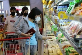 Les ventes au détail de biens et services de consommation en hausse 