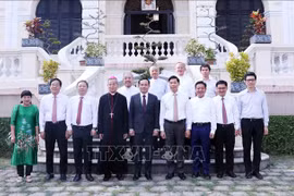 Le vice-Premier ministre Tran Luu Quang adresse ses vœux de Noël à Hô Chi Minh-Ville