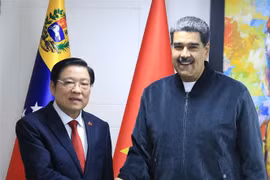 Une délégation du PCV effectue une visite de travail au Venezuela