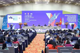 Valoriser le rôle du parlement dans la promotion du processus de transformation numérique