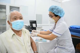 COVID-19: Le Vietnam enregistre près de 3.000 nouveaux cas le 27 avril