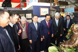 Une statue rénovée du Président Ho Chi Minh inaugurée à Newhaven au Royaume-Uni