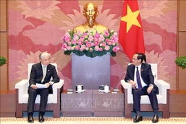 Le vice-président de l’AN Tran Quang Phuong reçoit le gouverneur de la préfecture japonaise de Tochigi