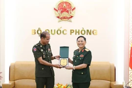 Renforcement de la coopération de défense entre le Vietnam et le Cambodge