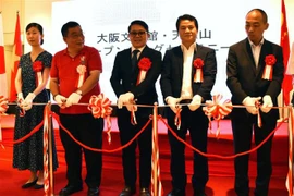 Inauguration du Centre de promotion de la culture et du commerce vietnamiens à Osaka (Japon)