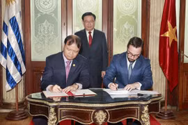 Rencontre de députés Vietnam - Uruguay 