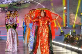 Le Festival touristique de l'ao dai de Hanoï 2023 débutera fin octobre