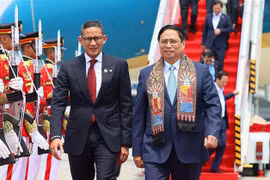 Le PM Pham Minh Chinh arrive en Indonésie pour participer au 43e Sommet de l'ASEAN