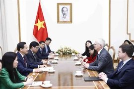 La SIA appelée à développer l'industrie des semi-conducteurs au Vietnam
