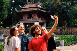 Médias allemands : la révision de la loi sur l'immigration au VN contribue à promouvoir le tourisme 