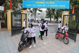 Le PM demande de renforcer les mesures de sécurité routière pour les jeunes âgés de 6 à 18 ans